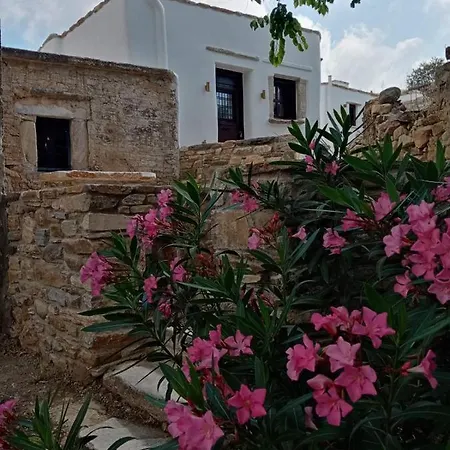 Monitsia Traditional House Сasa de vacaciones *
