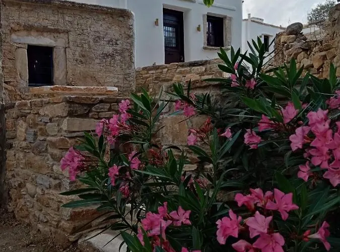 Monitsia Traditional House Ferienhaus *