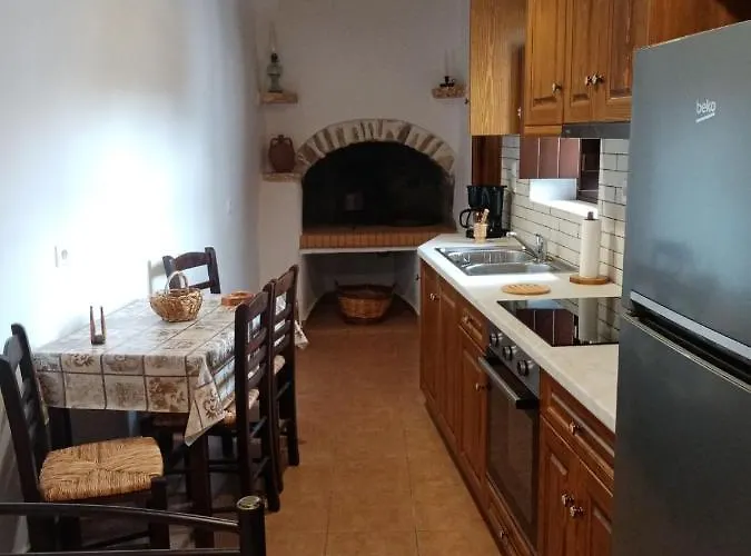 Monitsia Traditional House Ferienhaus Khalkíon