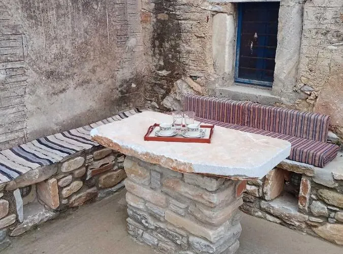 Ferienhaus Monitsia Traditional House *