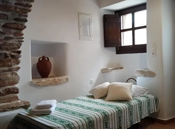 Monitsia Traditional House Ferienhaus