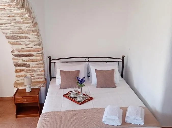 Ferienhaus Monitsia Traditional House *